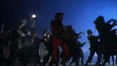 Michael Jackson - Thriller (ZOMBIE DANCE)