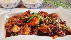 Super Easy Chinese Stir Fry • Chicken w/ Ginger & Spring Onion 姜葱鸡 Chinese Chicken Recipe