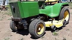 John Deere 318 Lawn Tractor W/Mower Deck