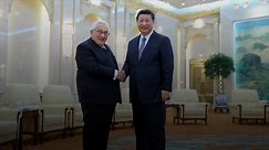 Xi Jinping Meets With Henry Kissinger