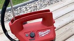Check out this M12 Milwaukee Sprayer #tools #construction #milwaukeetools | VCB NM2