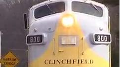Clinchfield Railroad 800 is 80 years old and still pulling freight. #Clinchfield #ClinchfieldRailroad #Clinchfield800 #OakRidgeTN #FreightTrain #DieselLocomotive #Streamlined #1940s #EMD #DieselLocomotive #Railroad #Railway #Trains | Delay In Block Productions