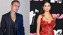 Justin Bieber Once Took Selena Gomez To His Dressing Room & She Left In His Jersey In This Old Viral Video Sending Netizens Into Meltdown: "I Still Miss Jelena"