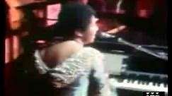 Aretha Franklin DON'T PLAY THAT SONG FOR ME PARIS 1971