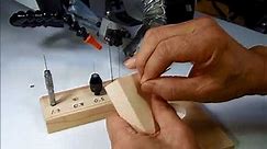 Scroll saw blade pinhole passing(Pass the blade through a hole smaller than the blade width.)糸鋸刃小穴通し