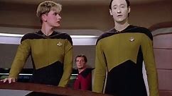 Star Trek : TNG - Lore Establishes Communication with Crystalline Entity