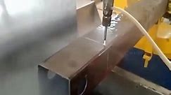Ultra-fast water jet cutting machine
