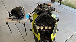 How to remove/install gas tank on a zx6r