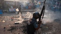 Dhaka police clash with Islamic activists