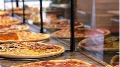A little slice of a NY taste pizza #ManhattanPizzeria #NYpizza #NYStyle #pizzaslice #pizzapie #pizzalovers #pizzafam #westsidepizza #pizzalove #pizzagram #foodlovers #IGpizza #instapizza #fridaypizza #NYtaste #delivery | Manhattan Pizzeria