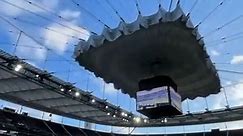 The roof for today's NFL game in Germany folds into the scoreboard 🤯