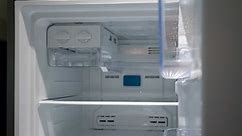 How to Fix a Crack on the Inside of a Freezer