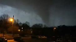 🤯😰MAJOR tornado hitting... - Meteorologist Gerard Jebaily