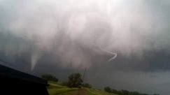 Tornadoes across U.S. midwest, southern states leave at least 21 dead