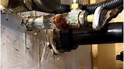 Plastic Ice maker water line was leaking under the house, I updated it with soft copper💪🏼 #copper #brass #compressionvalve #anglestopvalve #plumber #mcplumbing #plumbingtips | M.C Plumbing