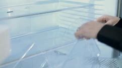 How to remove, clean and refit the humidity control lid in your refrigerator | Fisher & Paykel