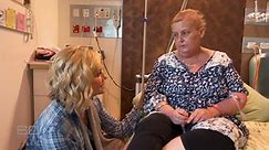 Olivia Newton-John's emotional visit to cancer patients