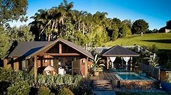 Olivia Newton-John hands over luxury resort to Andrew Forrest