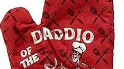 Daddio of The Patio Oven Mitt Funny Backyard BBQ Grilling Fathers Day Kitchen Glove Funny Graphic Kitchenwear for Dad with Food Red Oven Mitt