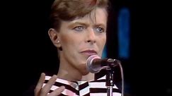 Bowie – TMWSTW, TVC15 & Boys Keep Swinging SNL 79