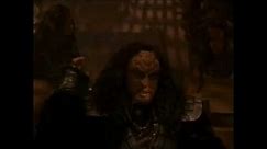 Amazing Klingon Singing