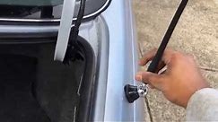 How to install a car antenna
