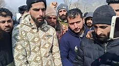 Kashmir Online - E Bus drivers and conductors staged a...