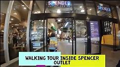 Walking tour at Spencer Outlet in Melbourne