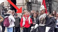 King's Guard's EXPLOSIVE Confrontation Leaves Girl ￼￼Astonished!