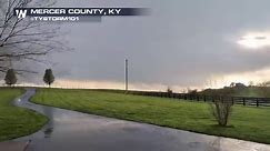Wall cloud moves into Kentucky & starts to rotate!