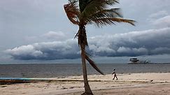 Hurricane Ian's 'catastrophic' system bears down on Florida's Gulf Coast