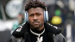 Domestic violence charges dropped against former Buccaneer Antonio Brown