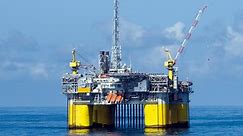 Devon Energy Rises Amid Oil Output Uncertainty; Cramer Says It’s a Buy