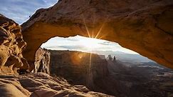 Sunrise Timelapse Mesa Arch Canyonlands National Stock Footage Video (100% Royalty-free) 1009489985 | Shutterstock