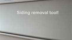 How to use a siding removal tool! #fypシ #construction #fyi #DIY #siding #remodel #homeimprovement #tools #tool #fypシ #fyp #fyppage #fypシviralシ #viralvideo #usa #mexico #australia #uk #canada | Home Builder