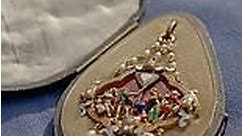 Owner stunned by neo-renaissance pendant value on Antiques Roadshow