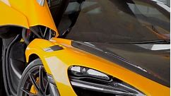 McLaren 765LT (USED) 🔥🔥🔥 🔴ปี : 2021 🔴ไมล์สะสม : 6,xxx km 🔴Exterior color : Myan Orange 🔴Interior color : Black ตัวรถแบรนด์ McLaren นั้น ถือว่าเป็นผู้เชี่ยวชาญด้านเทคโนโลยีวัสดุน้ำหนักเบาในวงการแข่งรถและรถยนต์ซุปเปอร์คาร์ของโลก โดยเฉพาะการใช้คาร์บอนไฟเบอร์พิเศษลิขสิทธิ์เฉพาะของ McLaren ได้เปลี่ยนแปลงวงการแข่งรถมาตั้งแต่การผลิตรถ McLaren P1 เข้าสู่วงการแข่งขัน F1 มาจนปัจจุบัน ใช้เครื่องยนต์ 765PS และ 800 Nm โดยที่ทวินเทอร์โบ V8 ของ McLaren จะช่วยเร่งความเร็ว 0 ถึง 60 ไมล์ต่อชั่วโมงได้ในเวลา