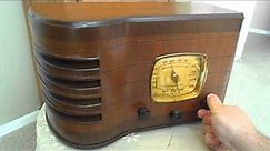 1937 Emerson R167 AM / SW Radio (Ingraham Cabinet)
