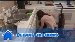 Housecleaning Tips : How to Clean Air Ducts