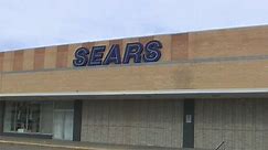 Sears applies to liquidate remaining stores
