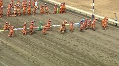 Watch dozens of children take part in hilarious ‘world championship’ T-Rex race