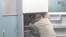 How to Fix a Refrigerator That Won't Defrost