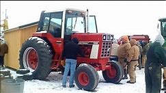 IHC 1086 Tractor with 6236 Hours Sold on Ohio Auction 1/4/14