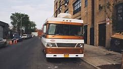 10 CLASSIC MOTORHOMES and VINTAGE CAMPERS (50's to 70's) Top Picks
