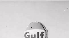 1965 Gulf No-Nox Commercial… the Wild West! Featuring a Cadillac DeVill, Lincoln Continental and Imperial Crown Coupe. Ahh the 1960s! If I had a time machine I’d go back and check it out!!! Source: Osborn Tramain #Cadillac #ChryslerImperial #1960s #GulfGasoline ✨ ✨ ✨ #Lincoln ✨ #65sOnDaRise 🛰️ #LincolnAddict 💉 #LincolnContinental ⭐️ | Lincoln Addict