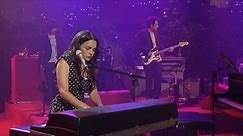 Norah Jones - Thinking about you (Live in Austin, TX)