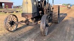 #antiquetractortok #america #americanhistory #fyp #tractor #ihc #internationalharvester #farm #farmlife #foryoupage #equipment #agriculture -7327720363100474667 | Antique Tractor