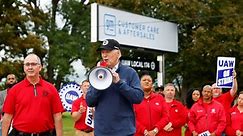 WATCH: Biden makes historic visit to UAW picket line, tells union to ‘stick with it’