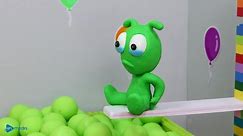 Babysitting experience with Pea Pea ｜ Green Alien Pea Pea ｜ Cartoons For kids About help family #PeaPeaCartoon #Cartoon #KidCartoon #TiktokKids #Trend #Foryou Part12