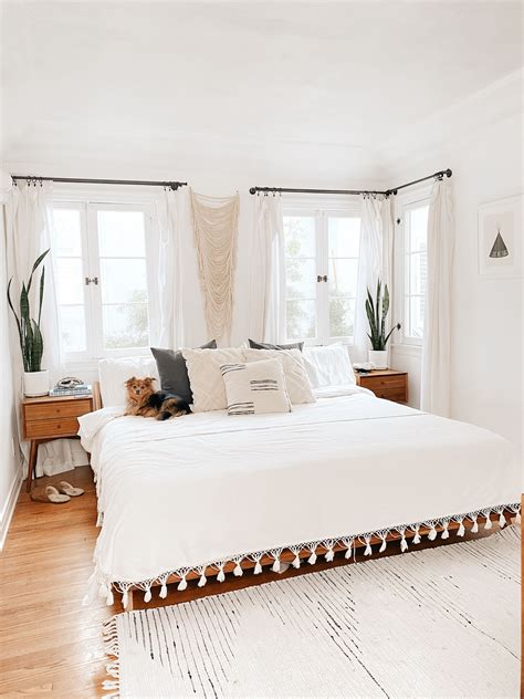 Aesthetic White Bedroom Ideas